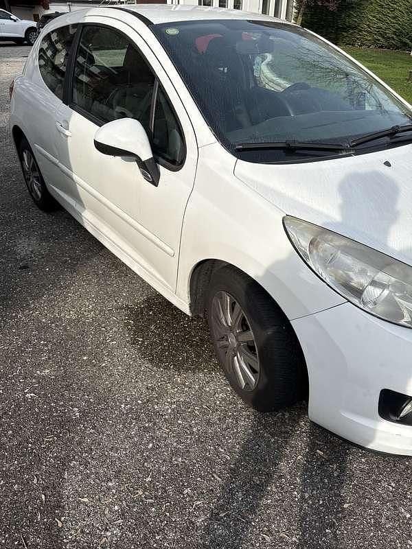 Usata Peugeot 207 Sport 73 CV (53 kW) 2009 Berlina