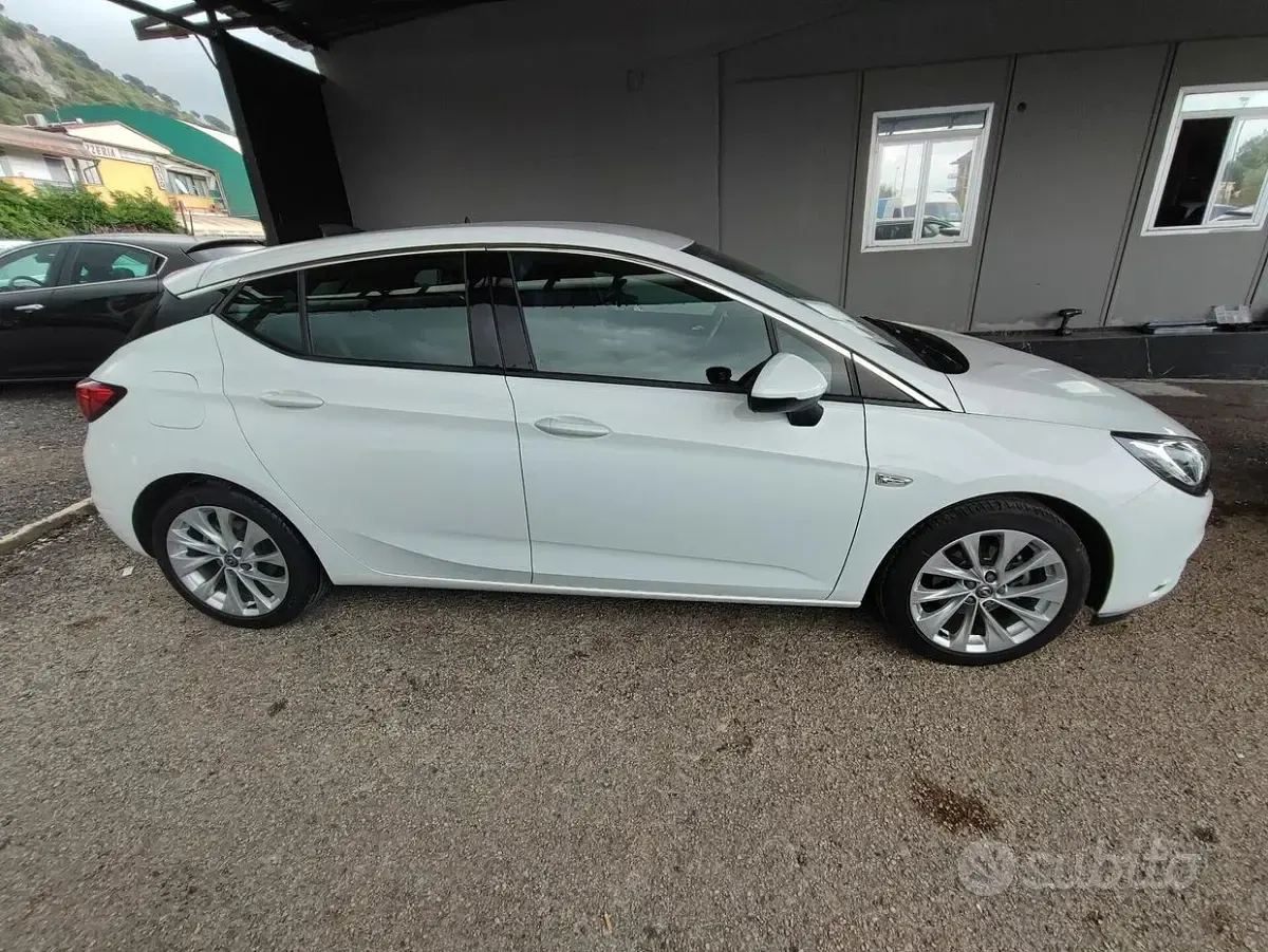 Brugt Opel Astra Innovation 150 HK (110 kW) 2016 Hvid Sedan