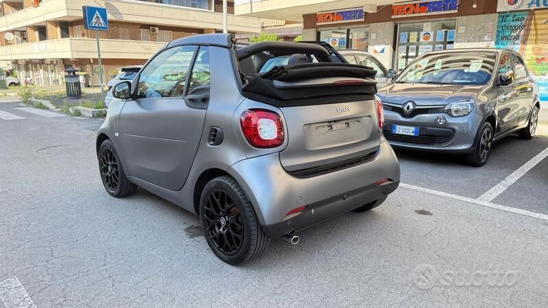 Usata Smart ForTwo Cabrio Prime 90 CV (66 kW) 2019 Grigio Cabrio