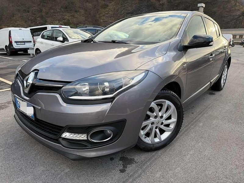 Usata Renault Mégane III LIMITED 110 CV (80 kW) 2015 Grigio