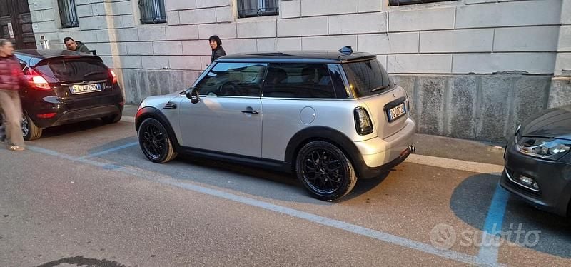 Usata Mini Cooper 120 CV (88 kW) 2007 Grigio Utilitaria