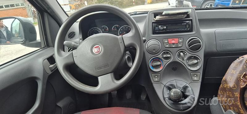 Usata Fiat Panda 4x4 Climbing 75 CV (55 kW) 2013 Grigio Utilitaria