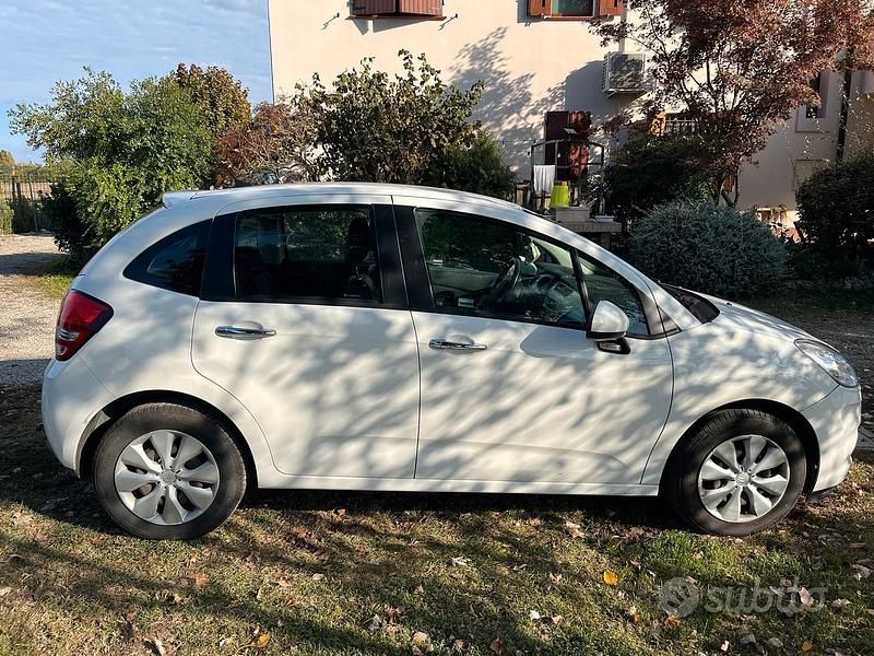 Usata Citroën C3 68 CV (50 kW) 2012 Bianco Utilitaria