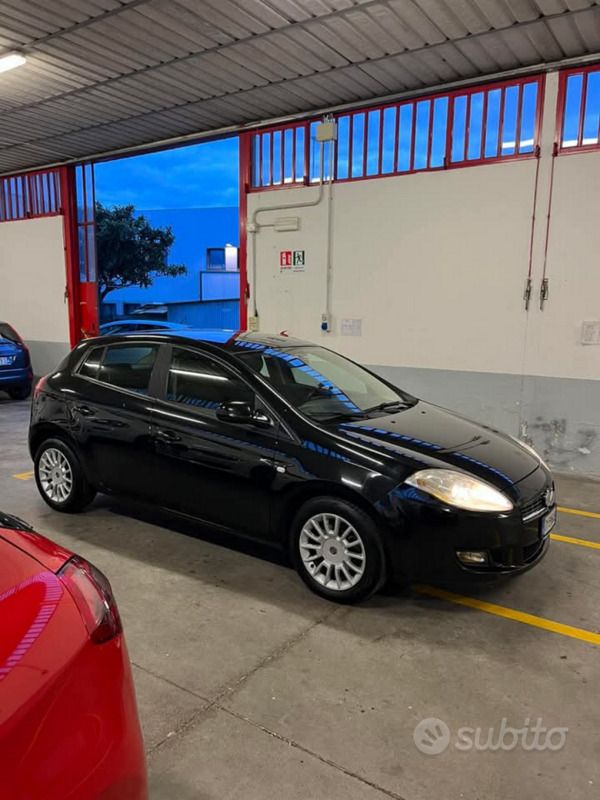 Usata 2009 Fiat Bravo Due volumi | 2690 € (Buon prezzo) - Immagine 1/4