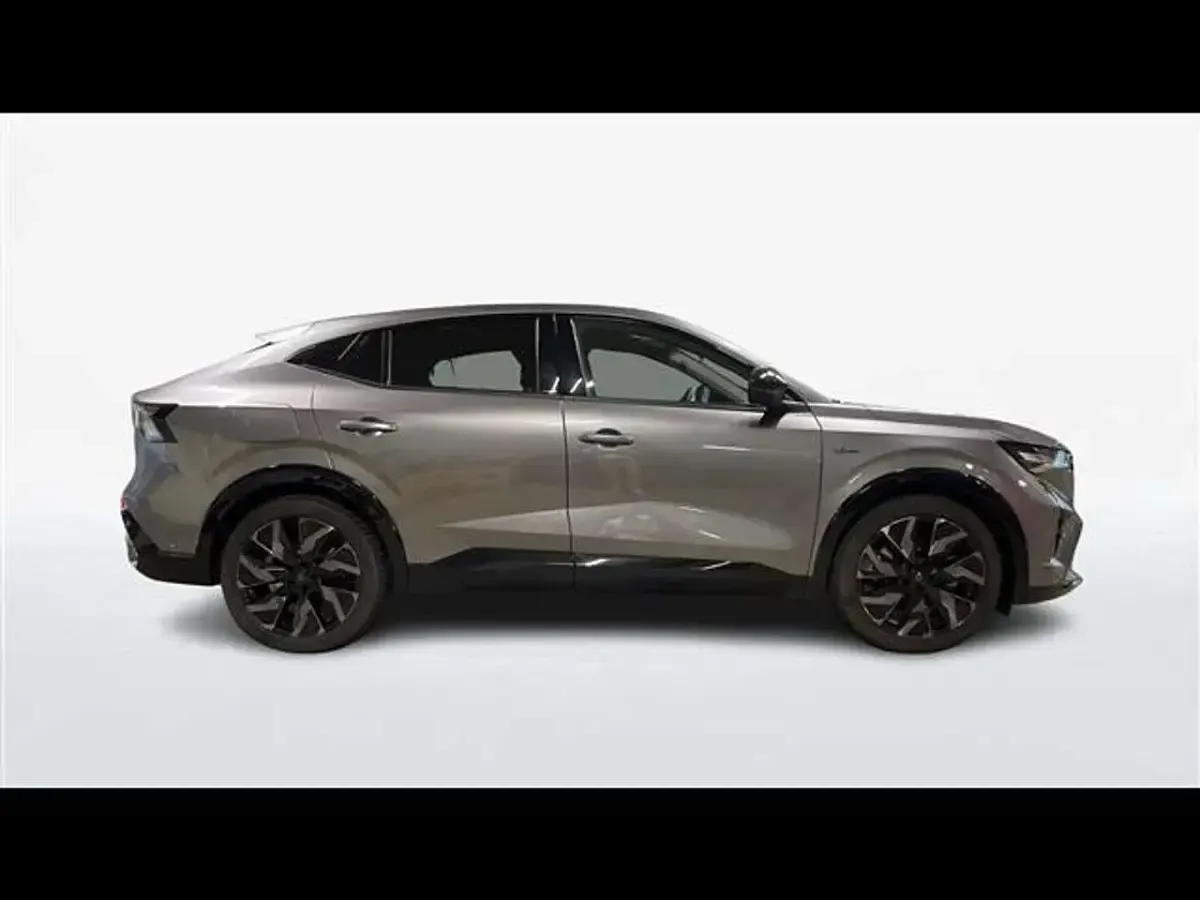 Usata Renault Rafale Techno 200 CV (147 kW) 2025 Grigio scuro SUV