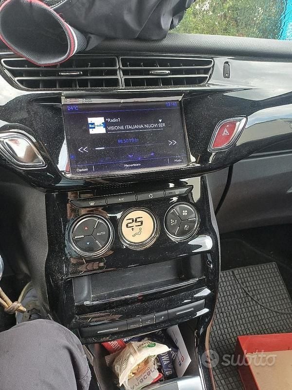 Usata DS Automobiles DS3 75 CV (55 kW) 2017 Bianco Utilitaria