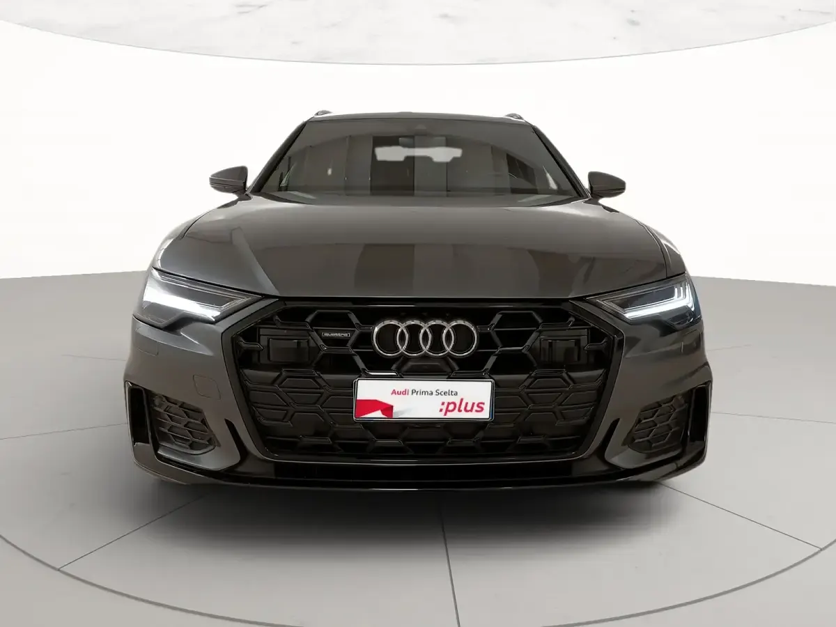 Usata Audi A6 S-Line 204 CV (150 kW) 2025 Grigio daytona perlato Station wagon