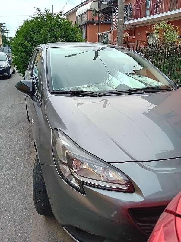 Usata Opel Corsa 75 CV (55 kW) 2017 Grigio Berlina
