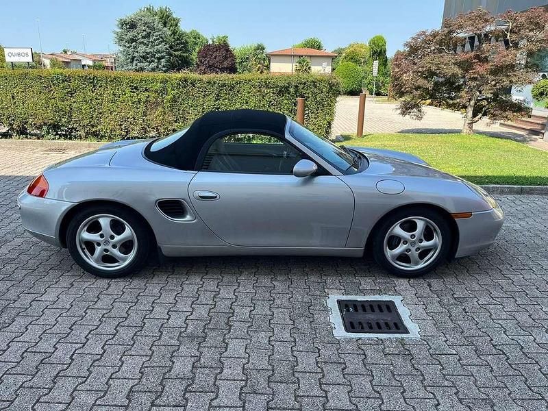 Argento Usata 2000 Porsche Boxster Cabrio | 22.000 € (Buon prezzo) - Immagine 1/4