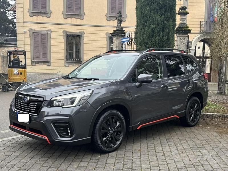 Grigio scuro Usata 2021 Subaru Forester Sport SUV | 25.900 € (Buon prezzo) - Immagine 1/4