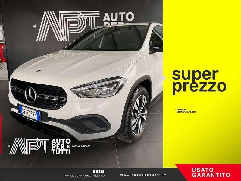 Usata Mercedes GLA200 163 CV (119 kW) 2021 Bianco SUV