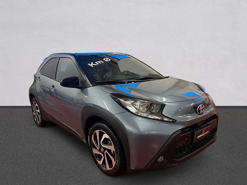 Nuova Toyota Aygo X Trend 72 CV (52 kW) 2025 Grigio SUV