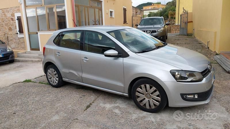 Usata VW Polo 90 CV (66 kW) 2011 Grigio Utilitaria
