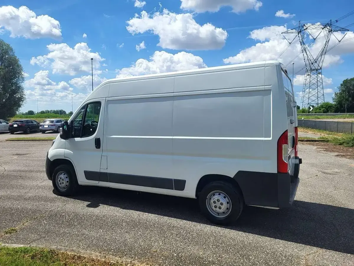 Usata Citroën Jumper 131 CV (96 kW) 2018 Pastello Monovolume