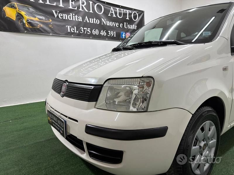 Usata Fiat Panda Emotion 69 CV (50 kW) 2011 Bianco Utilitaria