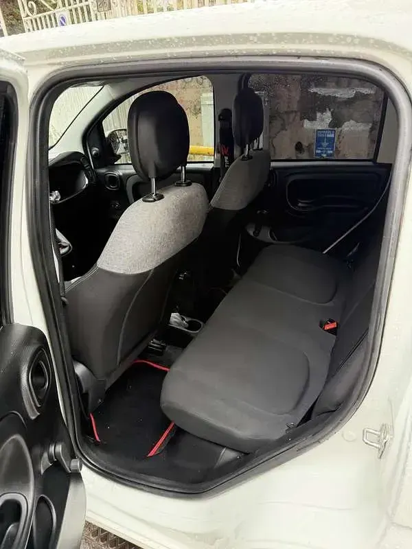 Usata Fiat Panda Connect 69 CV (50 kW) 2021 Utilitaria