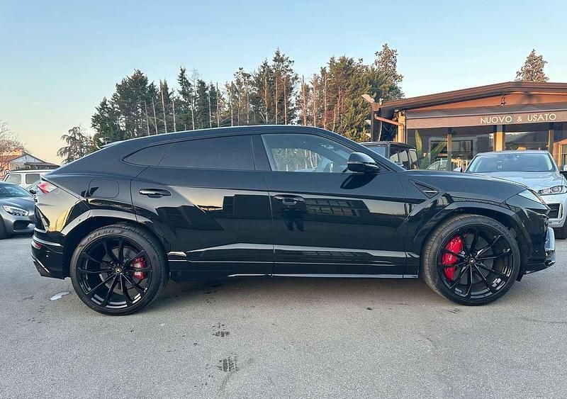 Usata Lamborghini Urus 650 CV (478 kW) 2021 Nero helene SUV