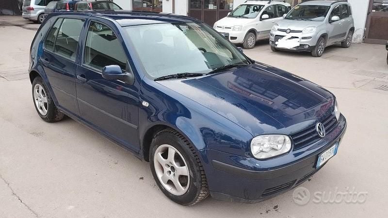 Usata VW Golf IV 2001 Berlina