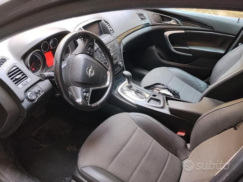 Usata Opel Insignia 2009 Grigio Station wagon