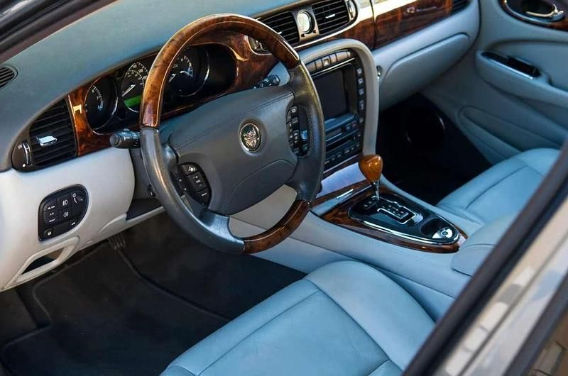 Usata Jaguar XJ8 298 CV (219 kW) 2005 Berlina