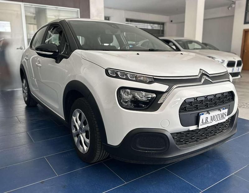 Bianco Usata 2022 Citroën C3 Feel Due volumi | 11.499 € (Buon prezzo) - Immagine 1/4