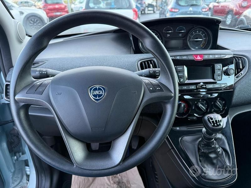 Usata Lancia Ypsilon S 69 CV (50 kW) 2023 Grigio Utilitaria