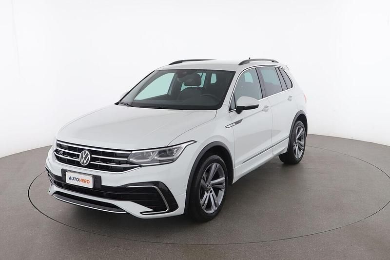 Bianco Usata 2021 VW Tiguan R-line SUV | 29.299 € (Buon prezzo) - Immagine 1/3