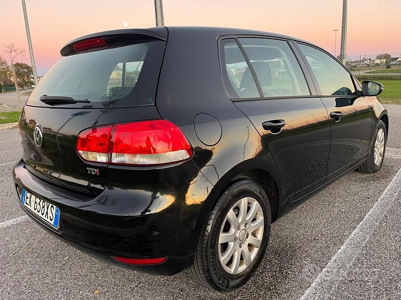 Usata VW Golf VII 105 CV (77 kW) 2012 Nero Berlina