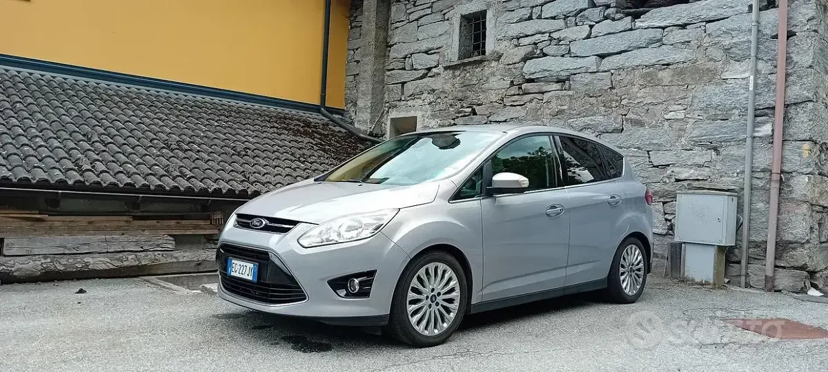 Käytetty Ford C-MAX Titanium 116 HP (85 kW) 2011 Harmaa Tila-auto