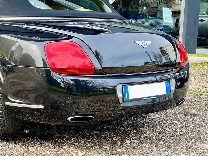 Usata Bentley Continental GT Convertible 559 CV (411 kW) 2007 Nero Cabrio