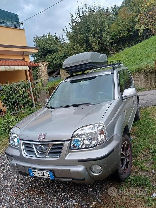 Usata Nissan X-Trail 136 CV (100 kW) 2006 Grigio SUV