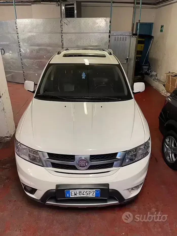 Usata Fiat Freemont Cross 170 CV (125 kW) 2014 Bianco SUV