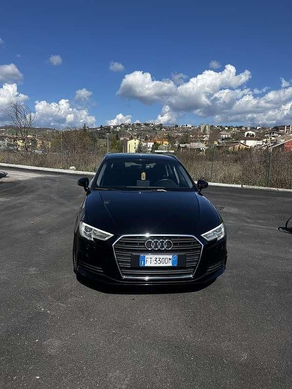 Usata Audi A3 Business 116 CV (85 kW) 2018 Nero Berlina