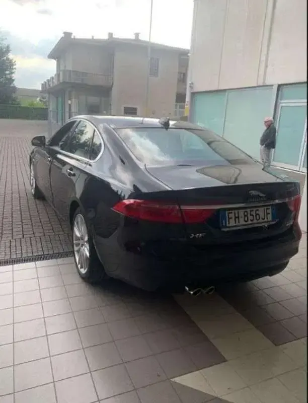 Usata Jaguar XF Prestige 179 CV (131 kW) 2017 Berlina