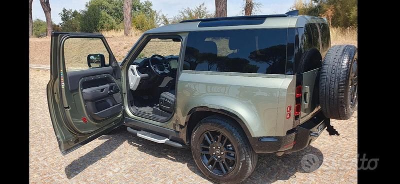 Usata Land Rover Defender 250 CV (183 kW) 2022 SUV