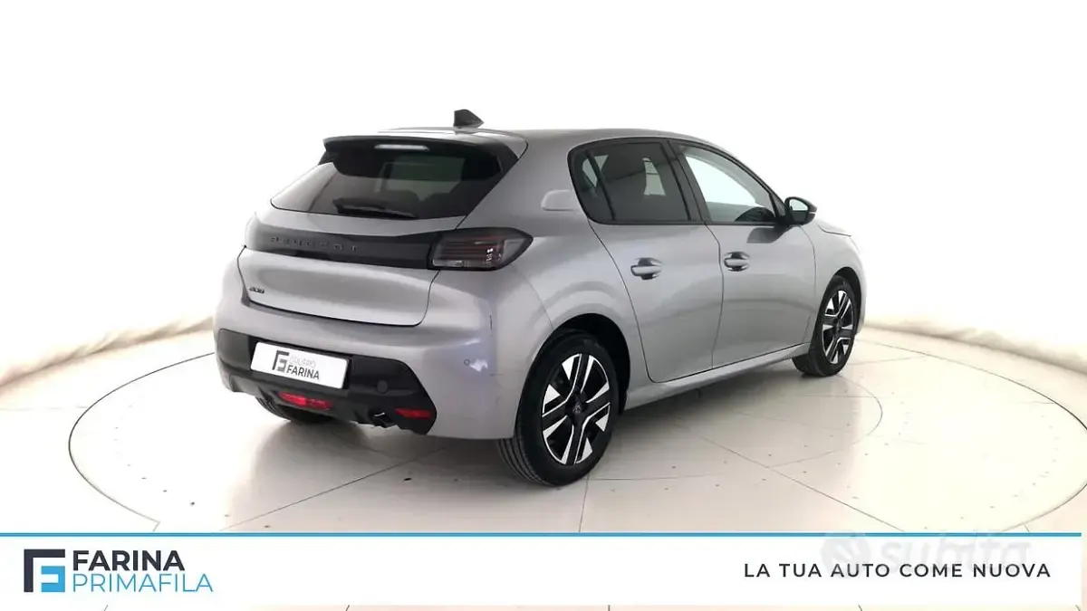 Usata Peugeot 208 Allure 101 CV (74 kW) 2025 Grigio artense Utilitaria