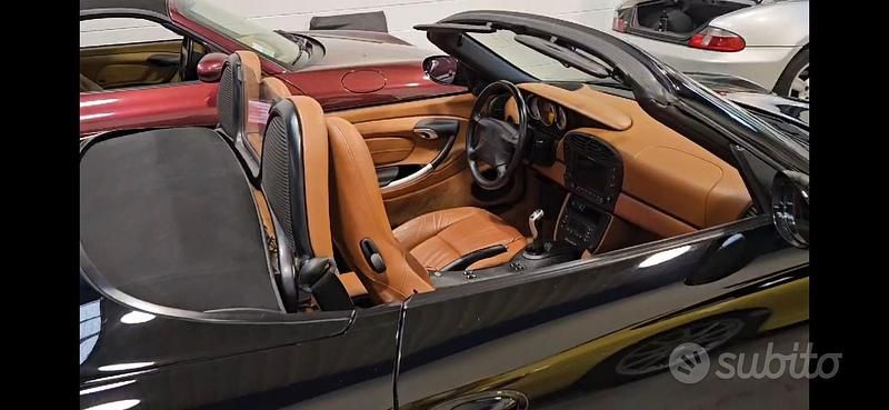 Usata Porsche 986 Boxster 2001 Nero Cabrio