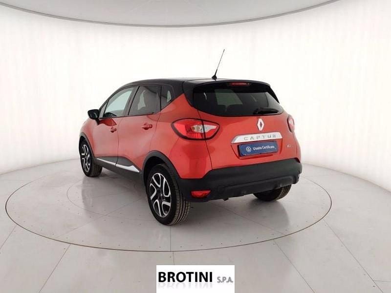 Occasion Renault Captur Zen 90 ch (66 kW) 2016 Rouge SUV