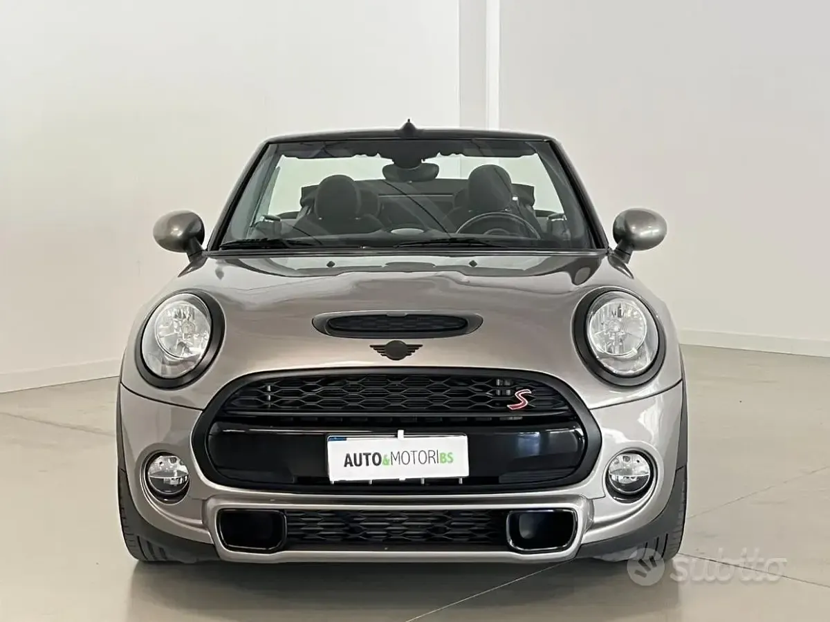 Usata Mini Cooper S Cabriolet 192 CV (141 kW) 2017 Grigio Cabrio