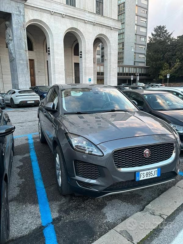 Usata Jaguar E-Pace 150 CV (110 kW) 2018 Grigio SUV