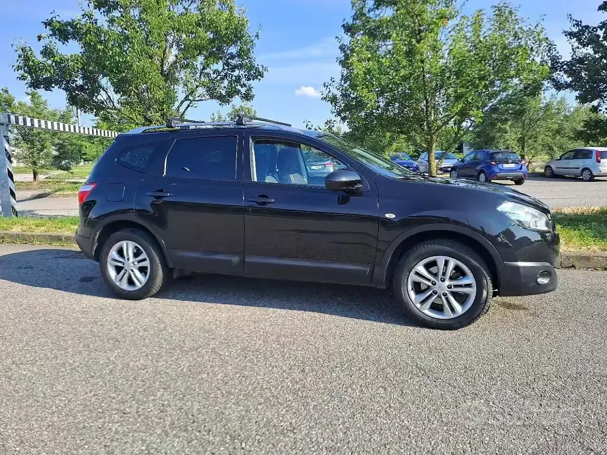 Usata Nissan Qashqai 110 CV (80 kW) 2013 Nero SUV