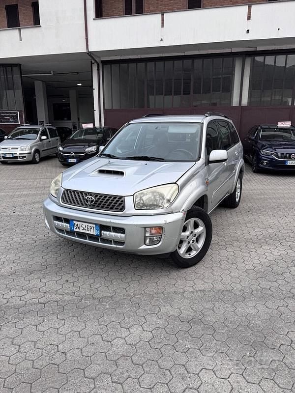 Usata Toyota RAV4 Sol 115 CV (84 kW) 2003 Grigio SUV