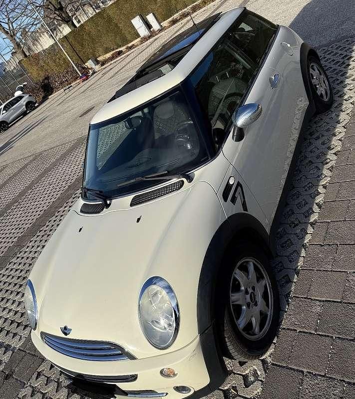 Usata Mini ONE Seven 79 CV (58 kW) 2006 Utilitaria