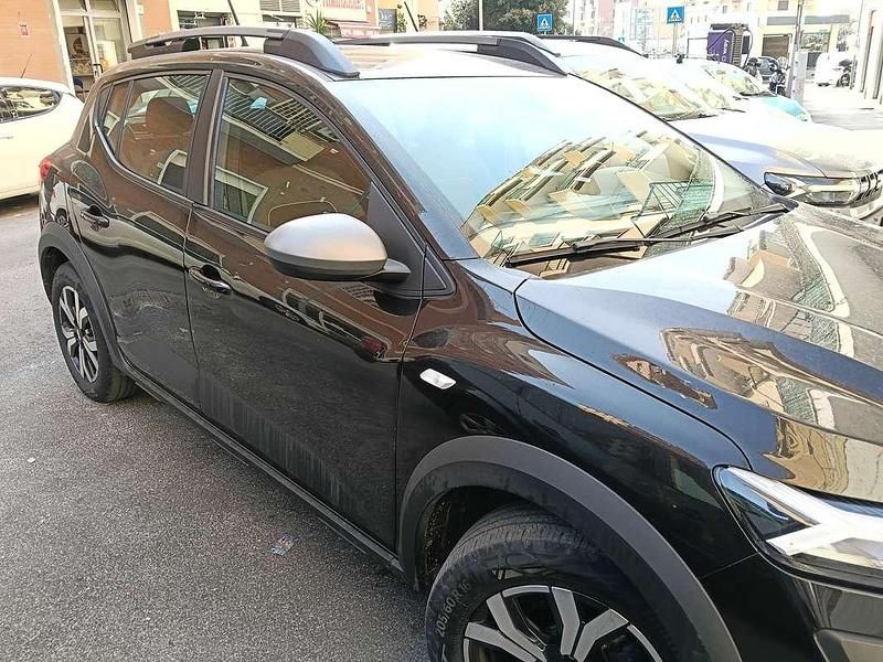 Usata Dacia Sandero Stepway 101 CV (74 kW) 2023 Nero Utilitaria