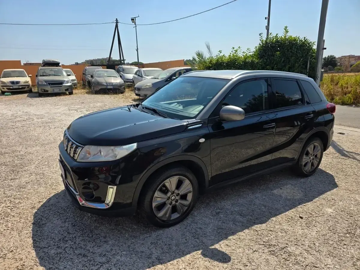 Usata Suzuki Vitara Cool 111 CV (81 kW) 2019 Nero SUV