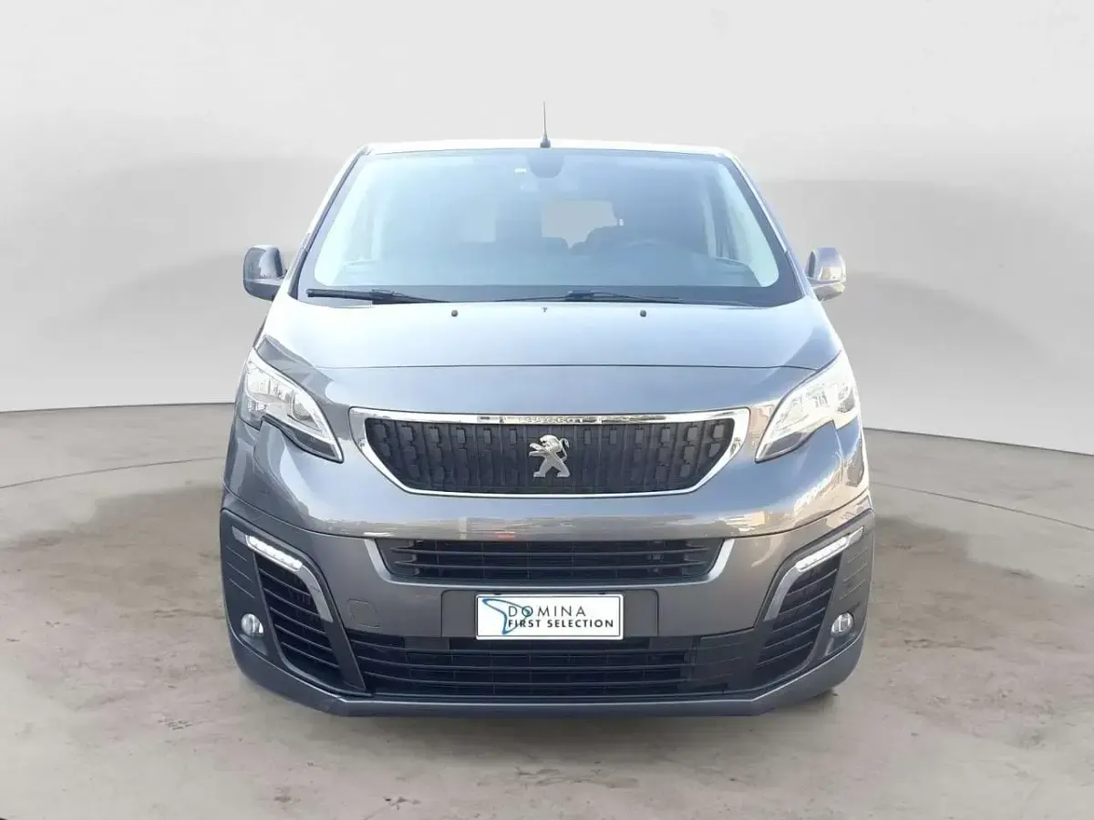 Usata Peugeot Traveller Allure 150 CV (110 kW) 2018 Grigio Monovolume