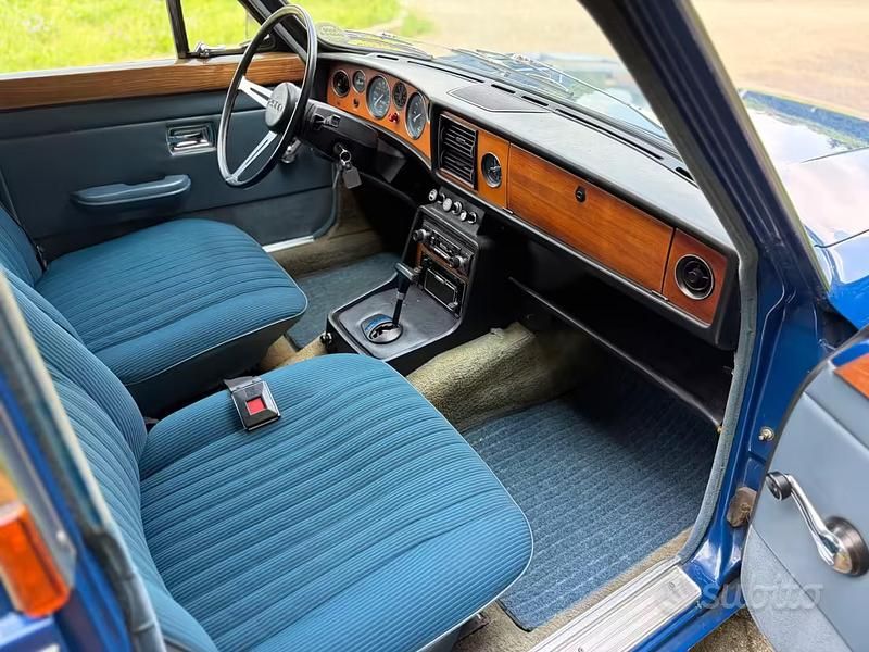 Usata Triumph 2500 1970 Blu Berlina