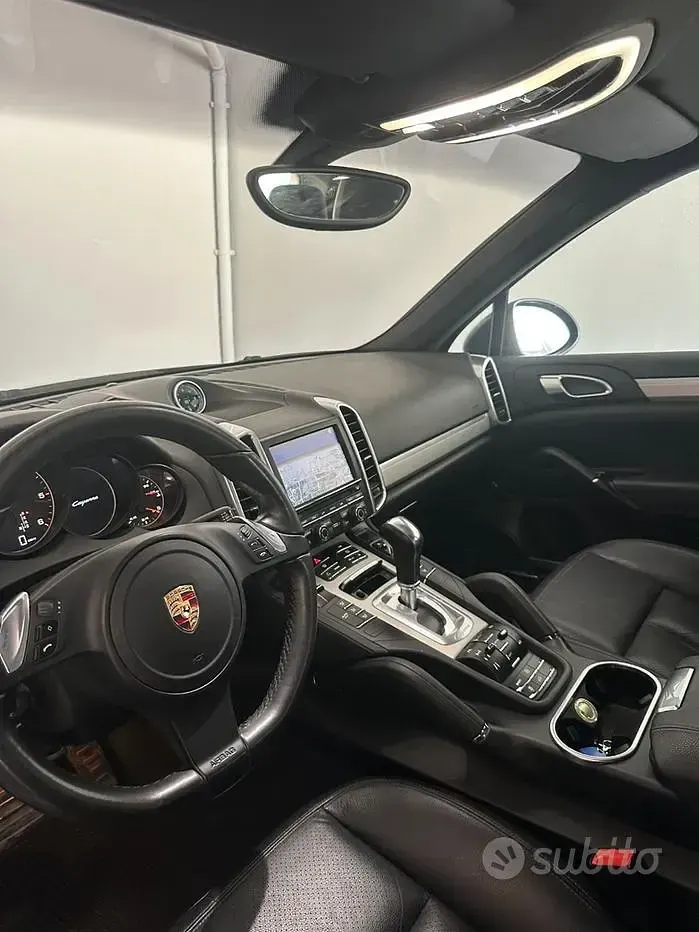 Usata Porsche Cayenne 240 CV (176 kW) 2010 SUV