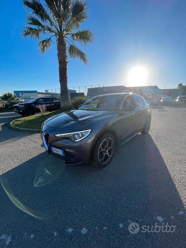 Usata Alfa Romeo Stelvio Ti 210 CV (154 kW) 2020 Grigio SUV