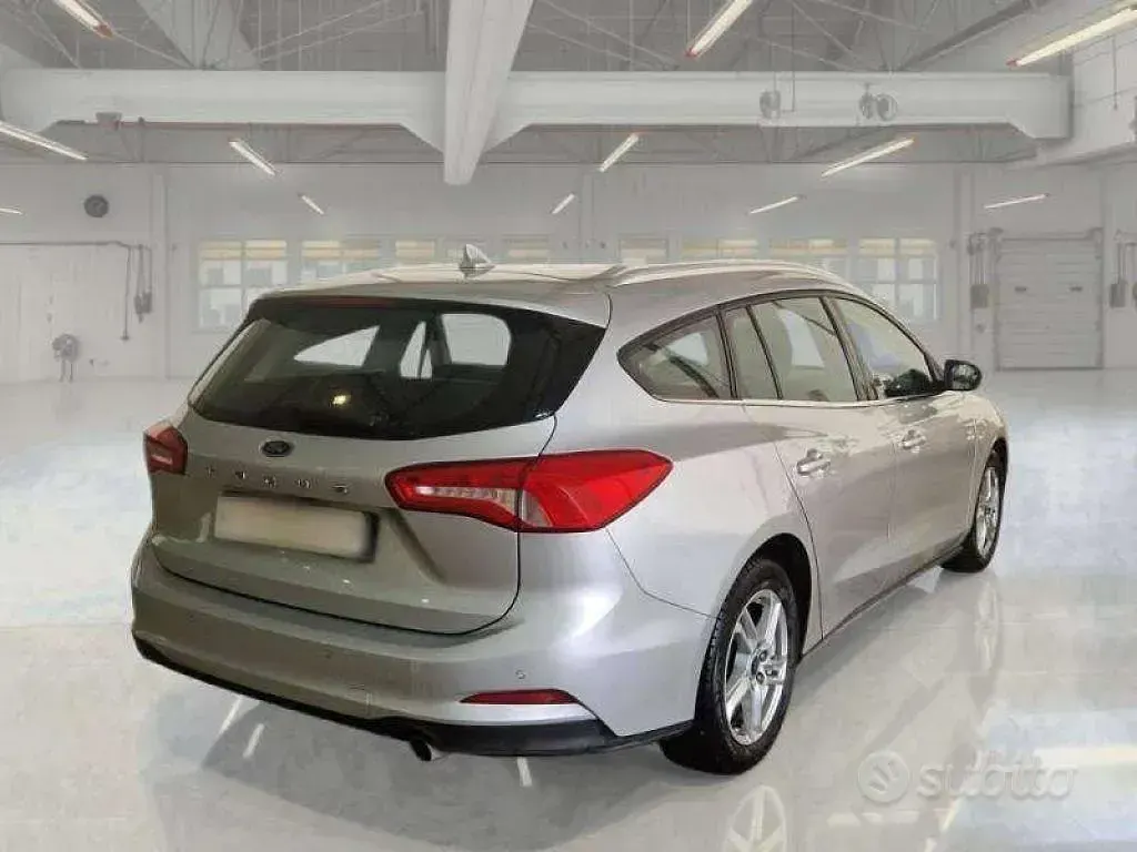 Usata Ford Focus Business Edition 120 CV (88 kW) 2020 Grigio Station wagon